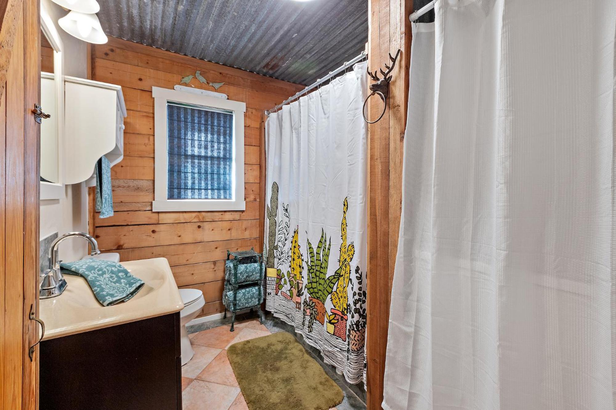 Mighty Oak Log Cabin Fredericksburg Exterior photo